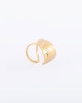 18K gold plated hammered wide cuff open ring — HYFN