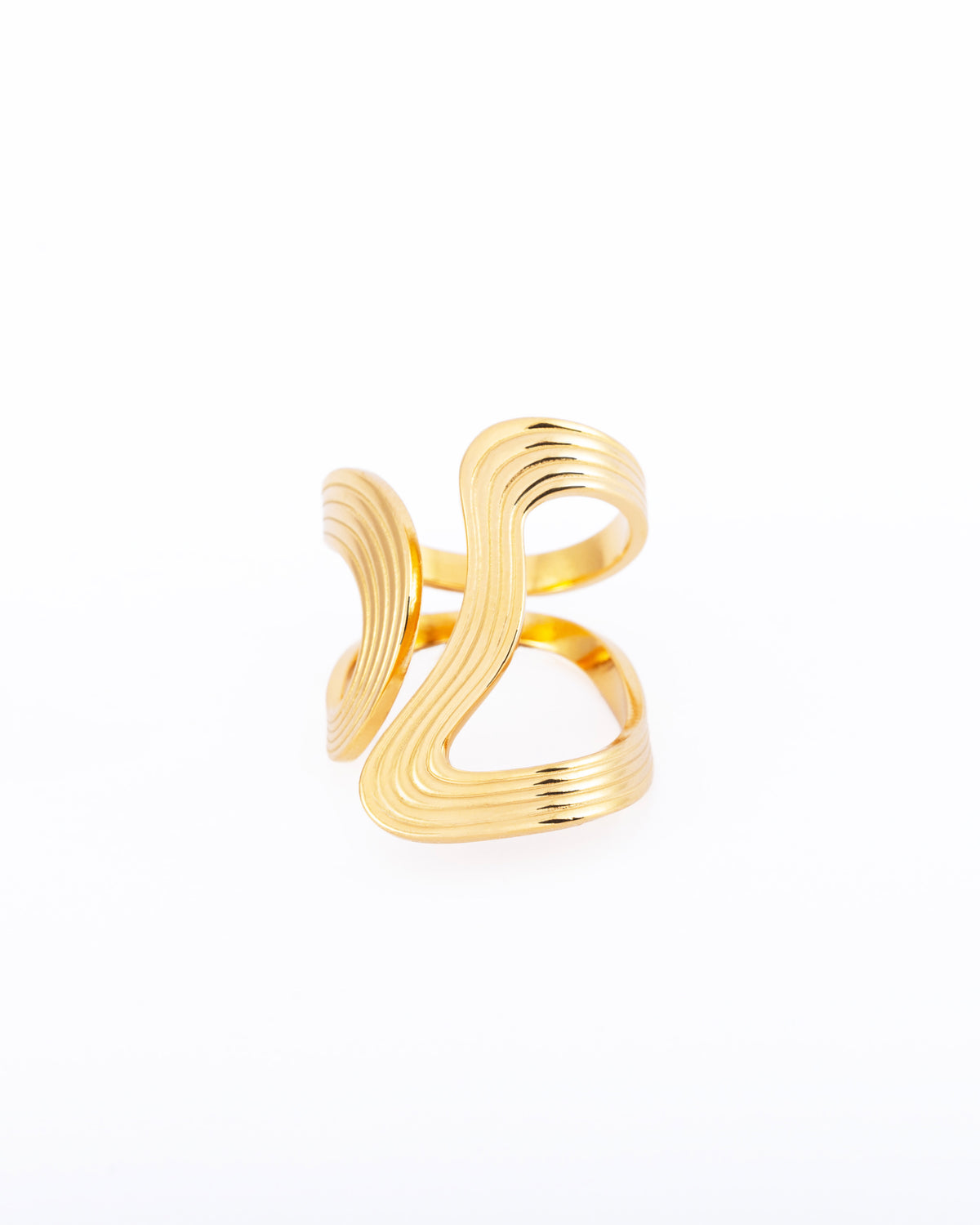 18K gold plated sculptural ribbed double wave statement ring — HYFN