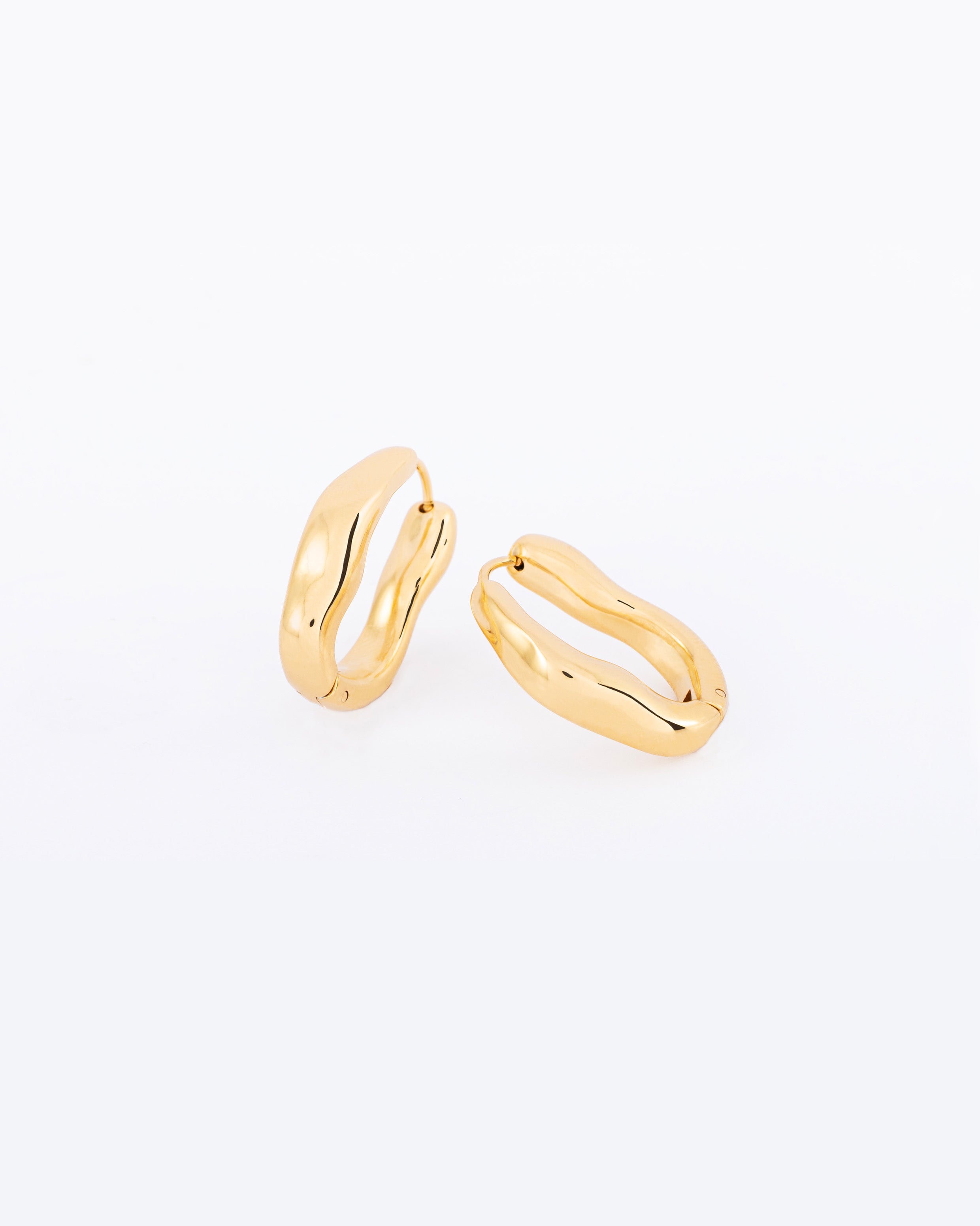 18K gold plated chunky oval hoop earrings — HYFN
