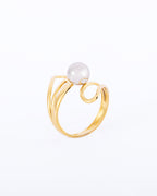 18K gold plated asymmetrical swirl ring with freshwater silver pearl — HYFN